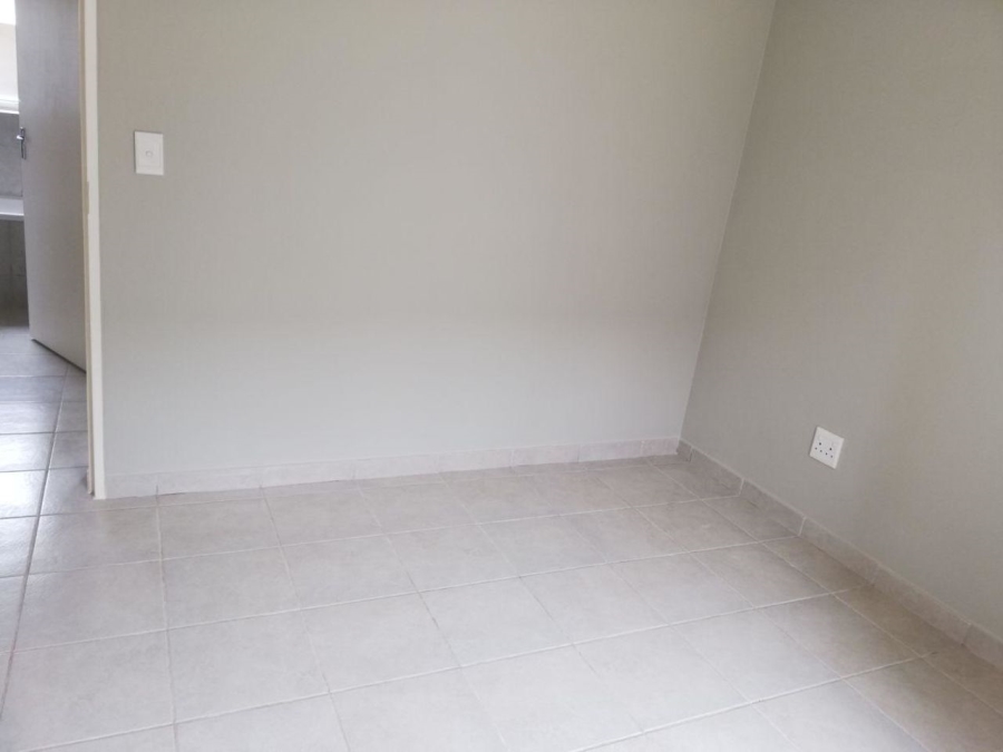 To Let 3 Bedroom Property for Rent in Paarl Western Cape